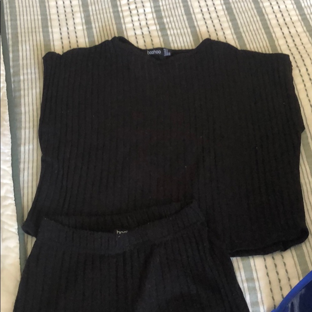 SOLD NWT || BooHoo Ribbed Co-Ord Set - Picture 3 of 3
